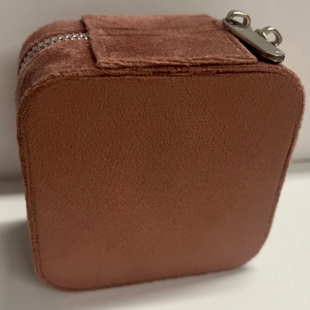 Dusty Rose Velvet Travel Zip Around Jewelry Case 3.75” x 3.75 x 2”